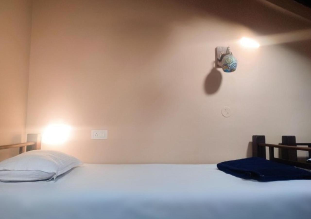 The Funky Monkey Hostel Anjuna Rom bilde